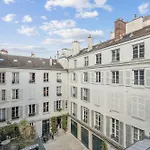 Orsay Flat